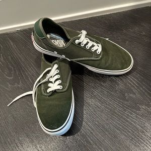 Classic olive green vans size 10.5